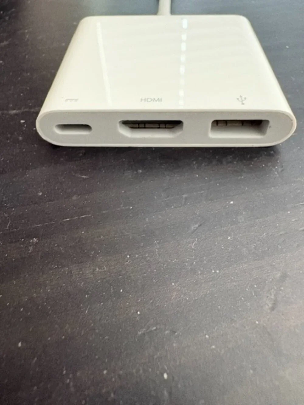 Apple MUF82AM/A USB-C Digital AV Multiport Adapter Genuine A1621 Oem Euc